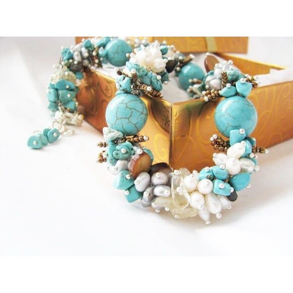 Turquoise Multi-Gemstone Fresh Water Pearl Cluster Wire wrapped Necklace - Picture 2 of 8